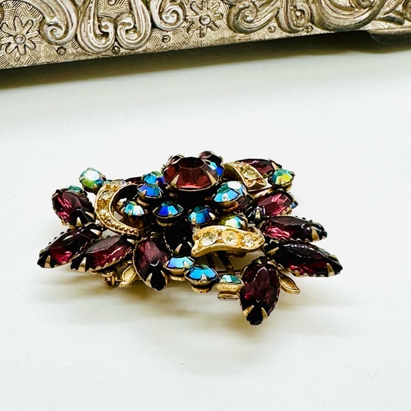 Vintage Purple Rhinestone Brooch - Picture 5 of 9